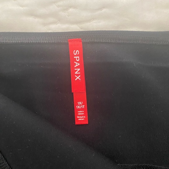 Spanx Pencil Skirt - Black - Picture 2 of 2